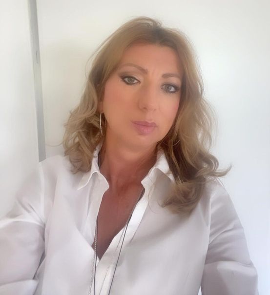 Ein Profilbild von Praxismanagerin Tanja Stanojevic
